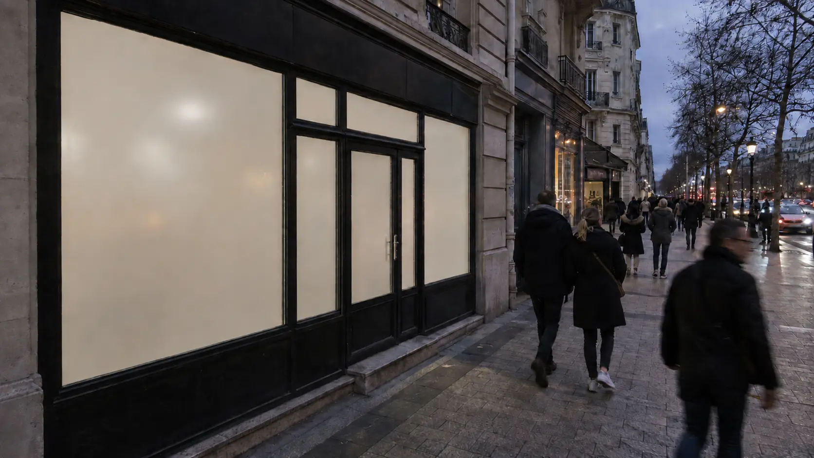 Façade vitrée d’un bureau parisien équipée de Smart Film, vitrage privé